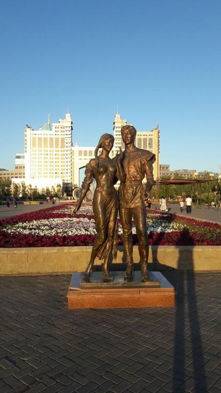 Apartment In Heart Of Astana Экстерьер фото